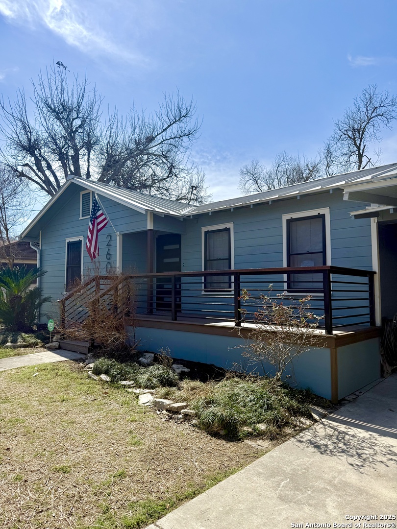 260 S HICKORY AVE, New Braunfels, TX 78130
