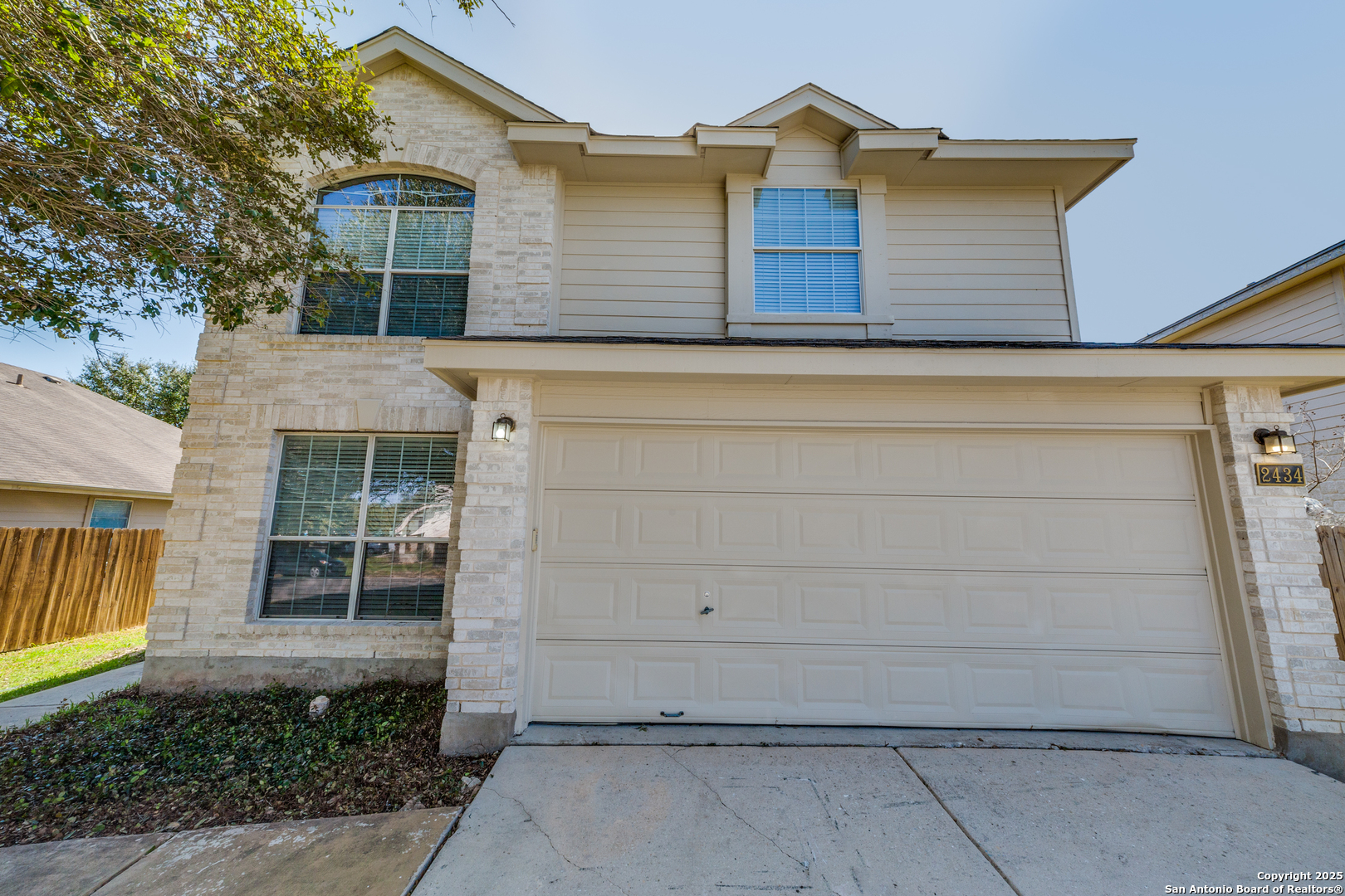 2434 Dove Crossing, New Braunfels, TX 78130