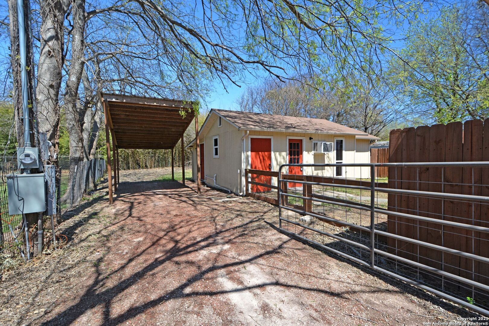 3174 BOON ST, Seguin, TX 78155