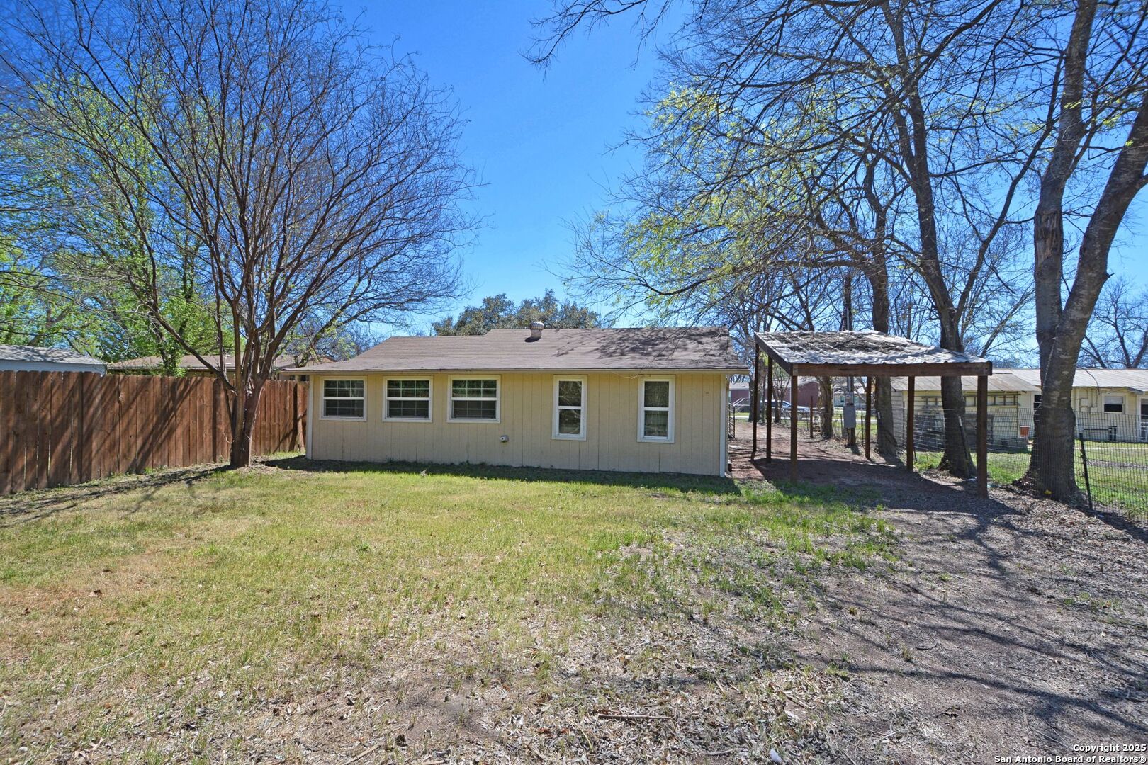 3174 BOON ST, Seguin, TX 78155