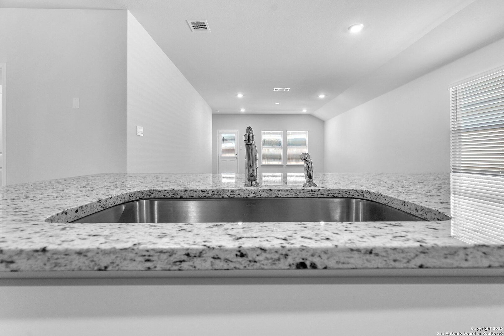 21231 Watercourse Way,San Antonio, TX 78266