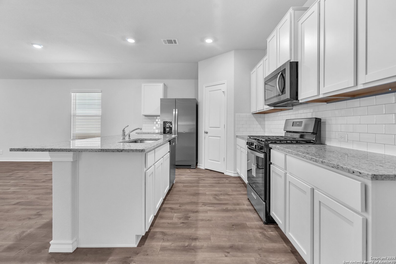 21231 Watercourse Way,San Antonio, TX 78266