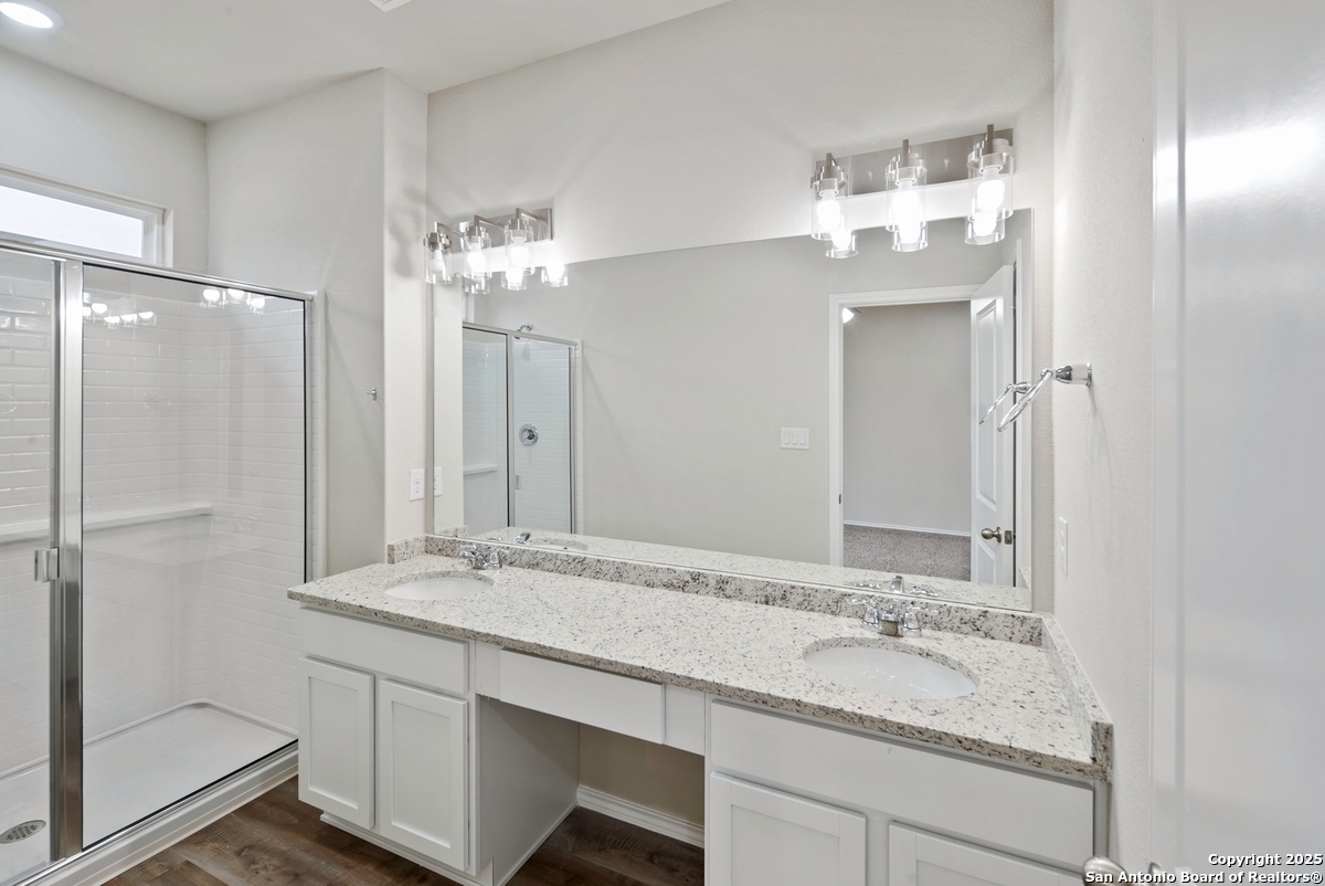 9193 DIETZ ELKHORN RD, #34, Boerne, TX 78015