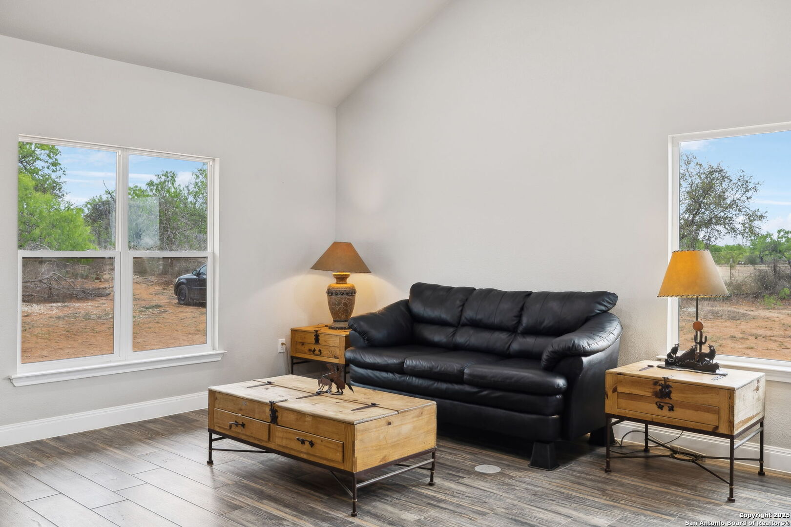 20922 KINNEY RD, Somerset, TX 78069