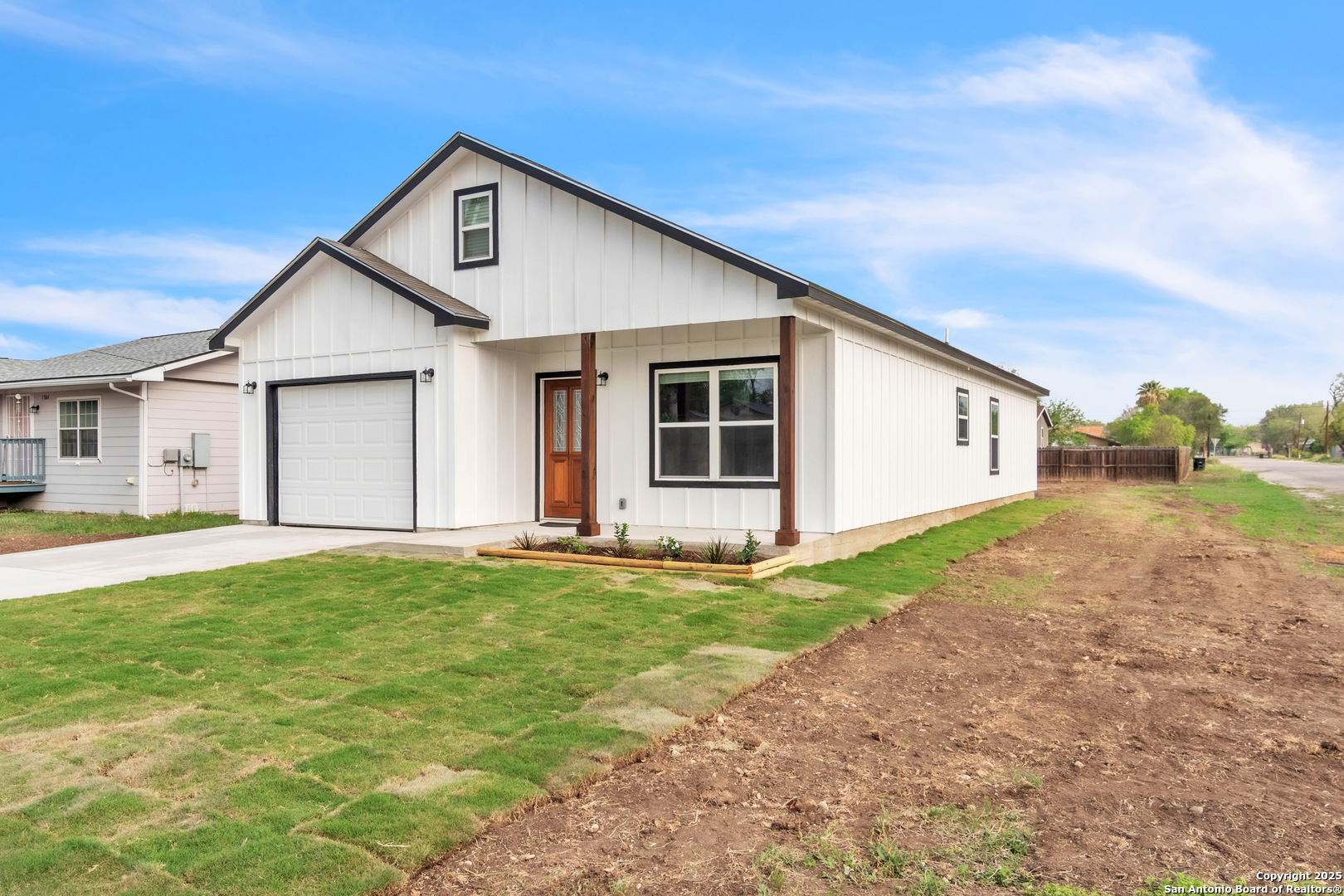 Homes for sale in Hondo, TX | 1702 17th, Hondo, TX 78861 | MLS# 1854862