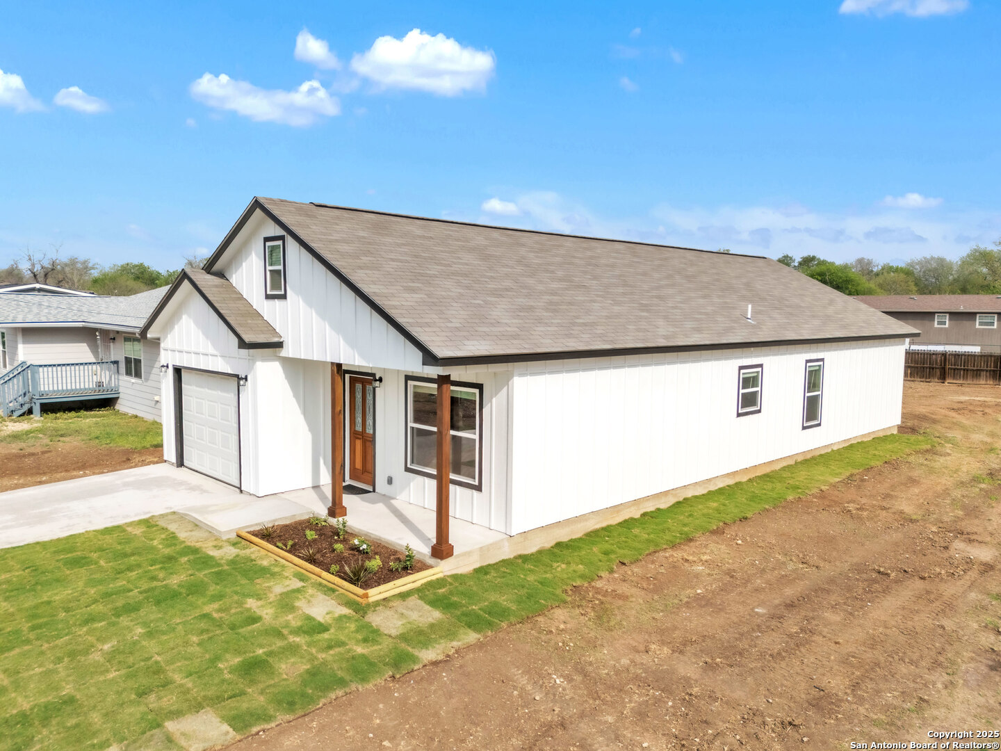 Homes for sale in Hondo, TX | 1702 17Th, Hondo, TX 78861 | MLS# 1854862