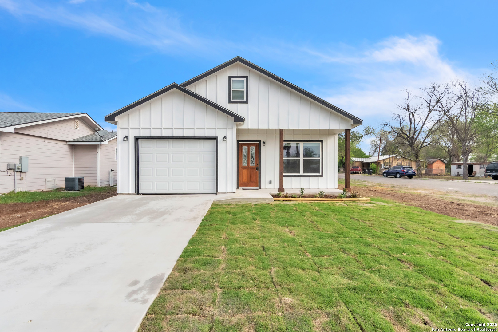 Homes for sale in Hondo, TX | 1702 17Th, Hondo, TX 78861 | MLS# 1854862