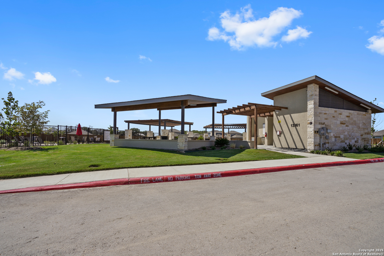 13640 HELTON PASS, St Hedwig, TX 78152