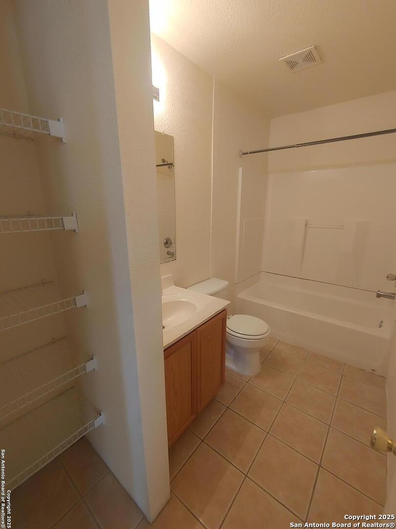 3865 Maverick Creek Rd, San Antonio, TX 78247