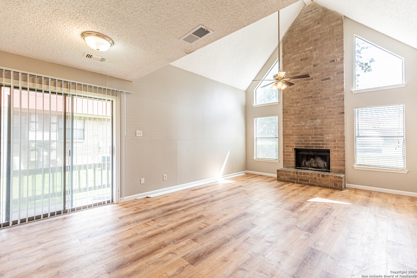 6307 WINDSOR CASTLE, #1, San Antonio, TX 78218