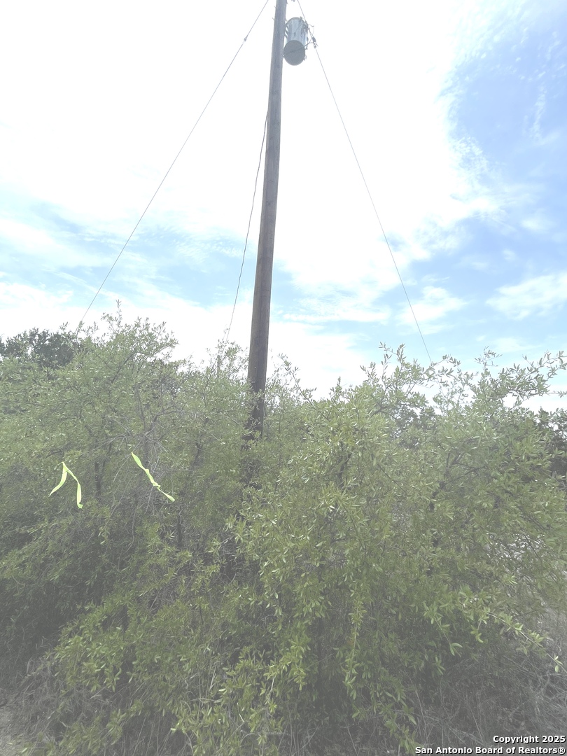 350 SD 23110, Rocksprings, TX 78880