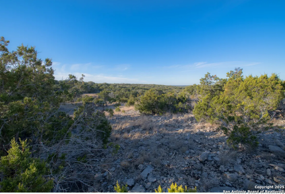 350 SD 23110, Rocksprings, TX 78880
