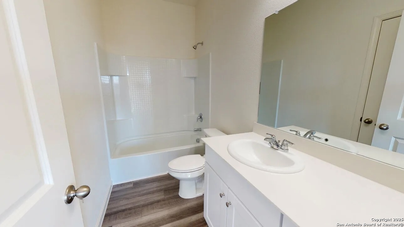 7549 Creek Loop, San Antonio, TX 78253