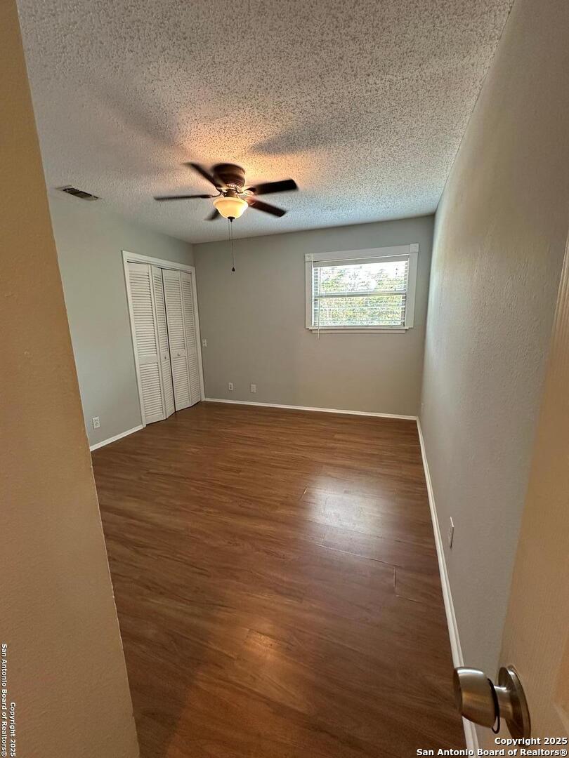 8573 ECHO CREEK LN, San Antonio, TX 78240