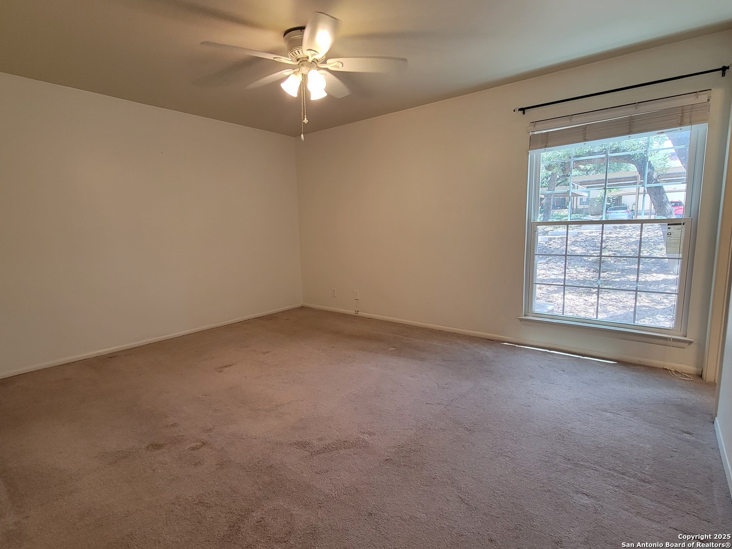 8702 Village Dr, #204, San Antonio, TX 78217