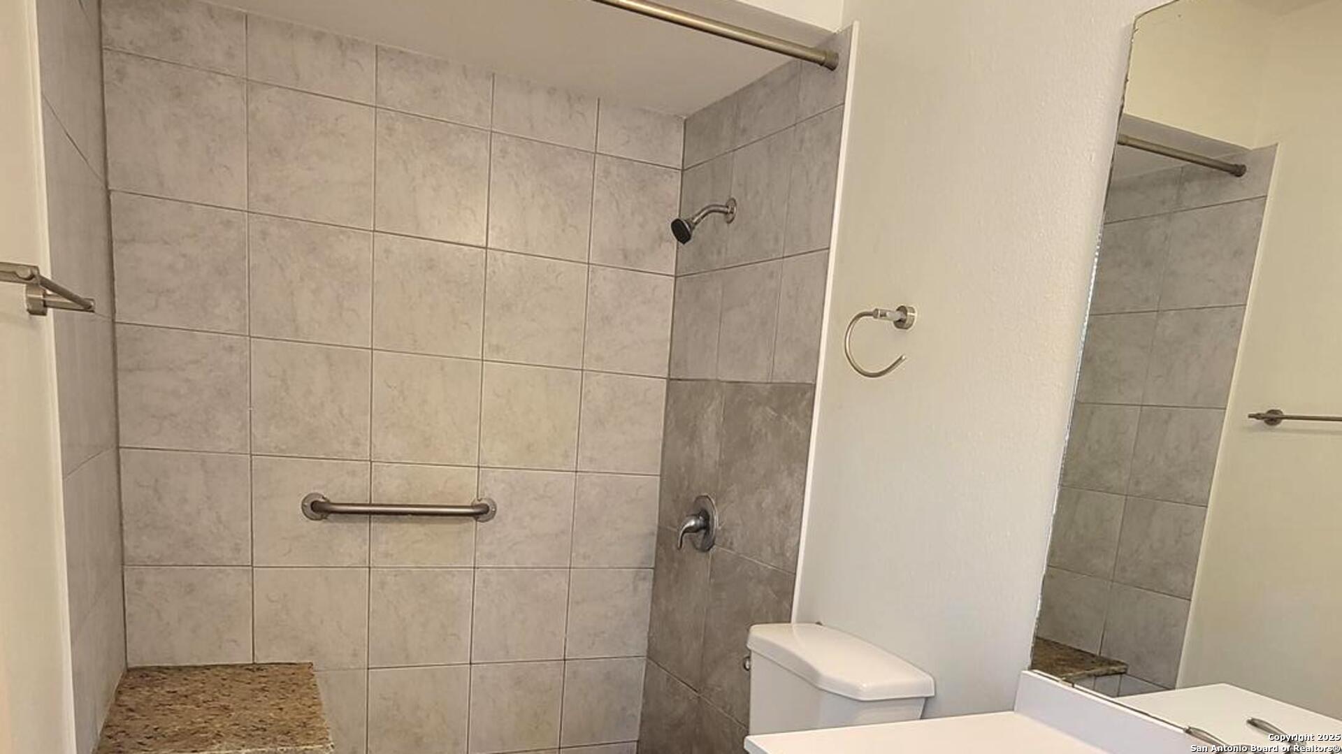 8702 Village Dr, #204, San Antonio, TX 78217