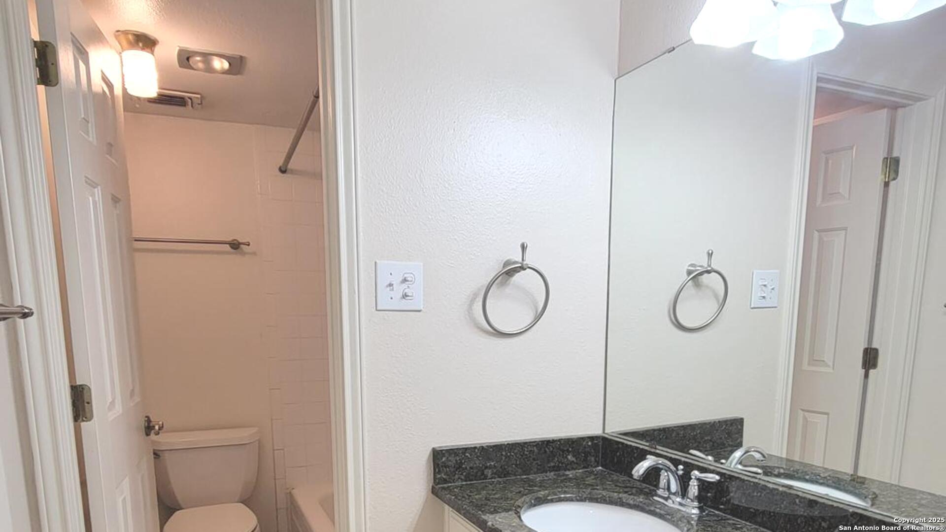 8702 Village Dr, #204, San Antonio, TX 78217