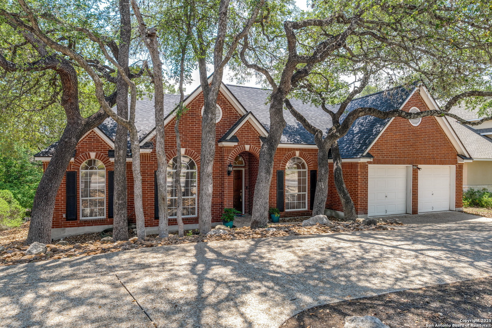 Front circular driveway