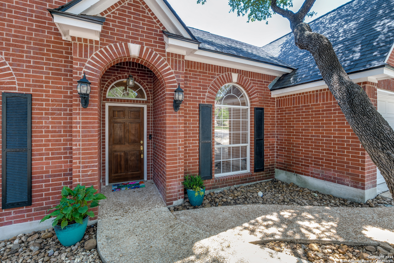 xeriscape with low maintenance