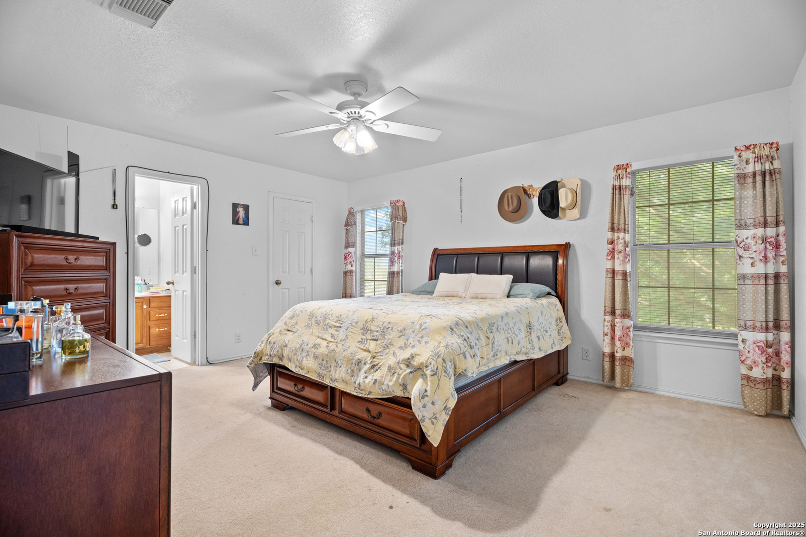 1130 STONE GDN, New Braunfels, TX 78130