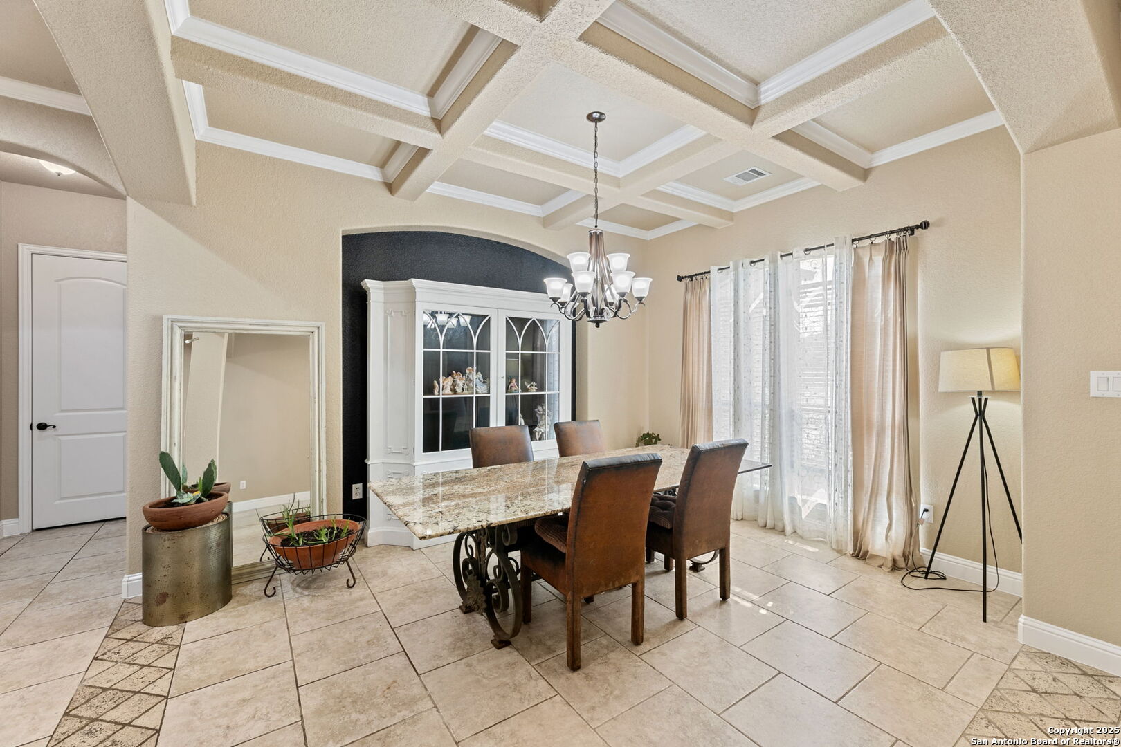 Architechtural detail - high coffered ceilings