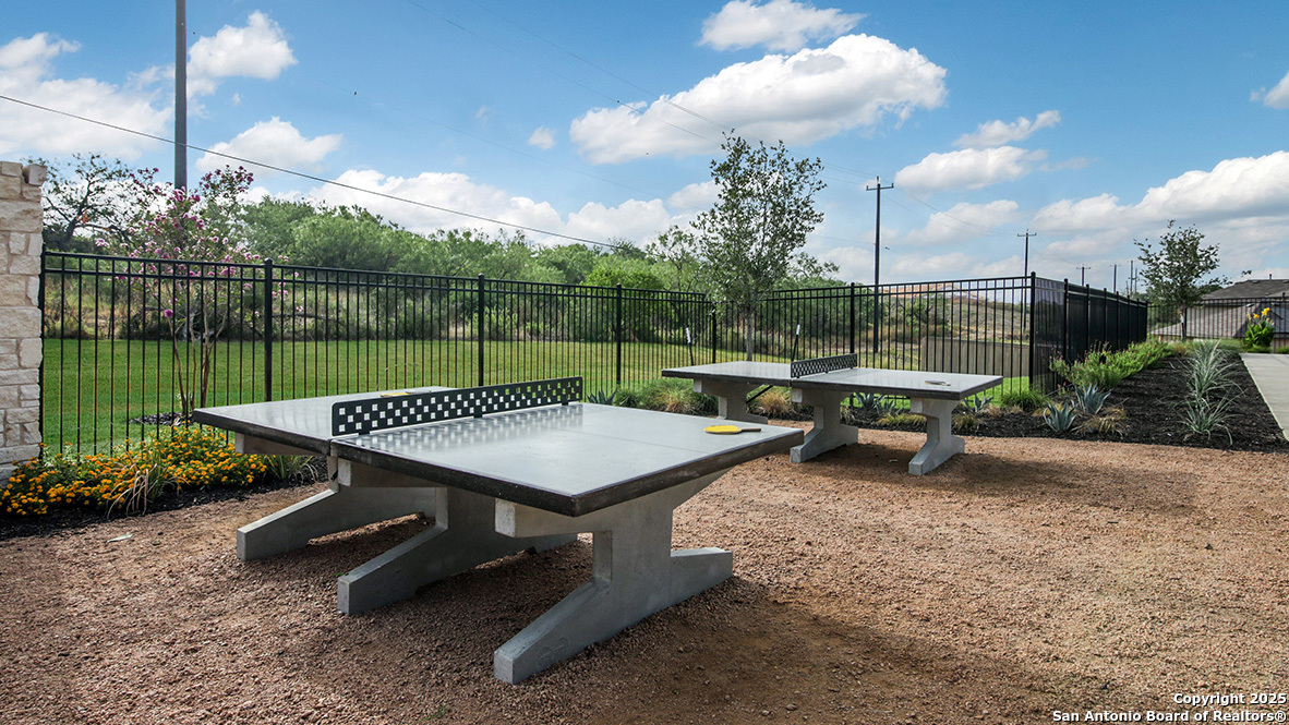 10828 Kiku, San Antonio, TX 78252