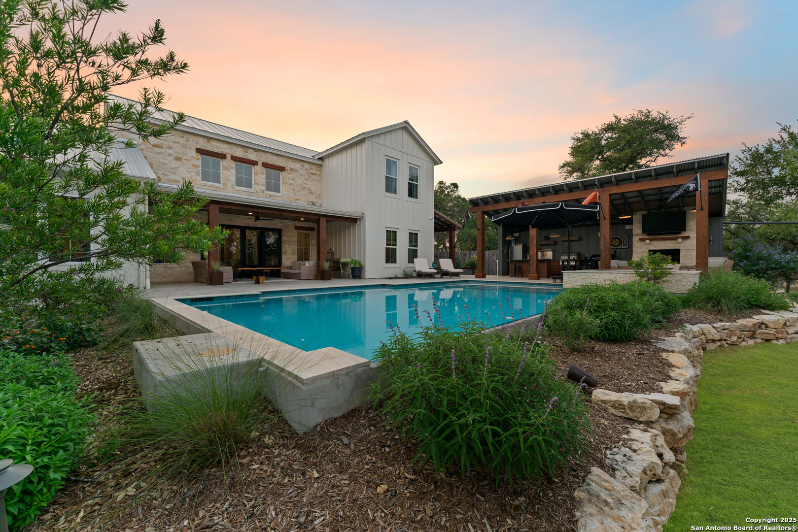 1257 ADYSON RIDGE DR, Bulverde, TX 78163