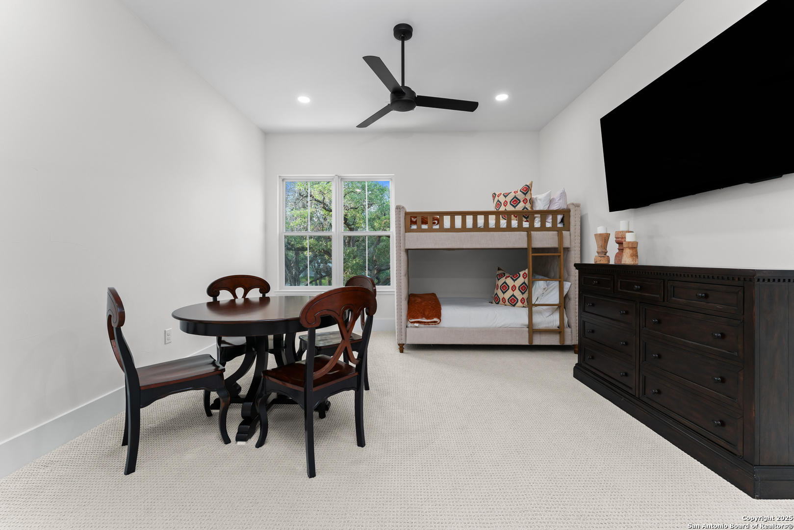 1257 ADYSON RIDGE DR, Bulverde, TX 78163