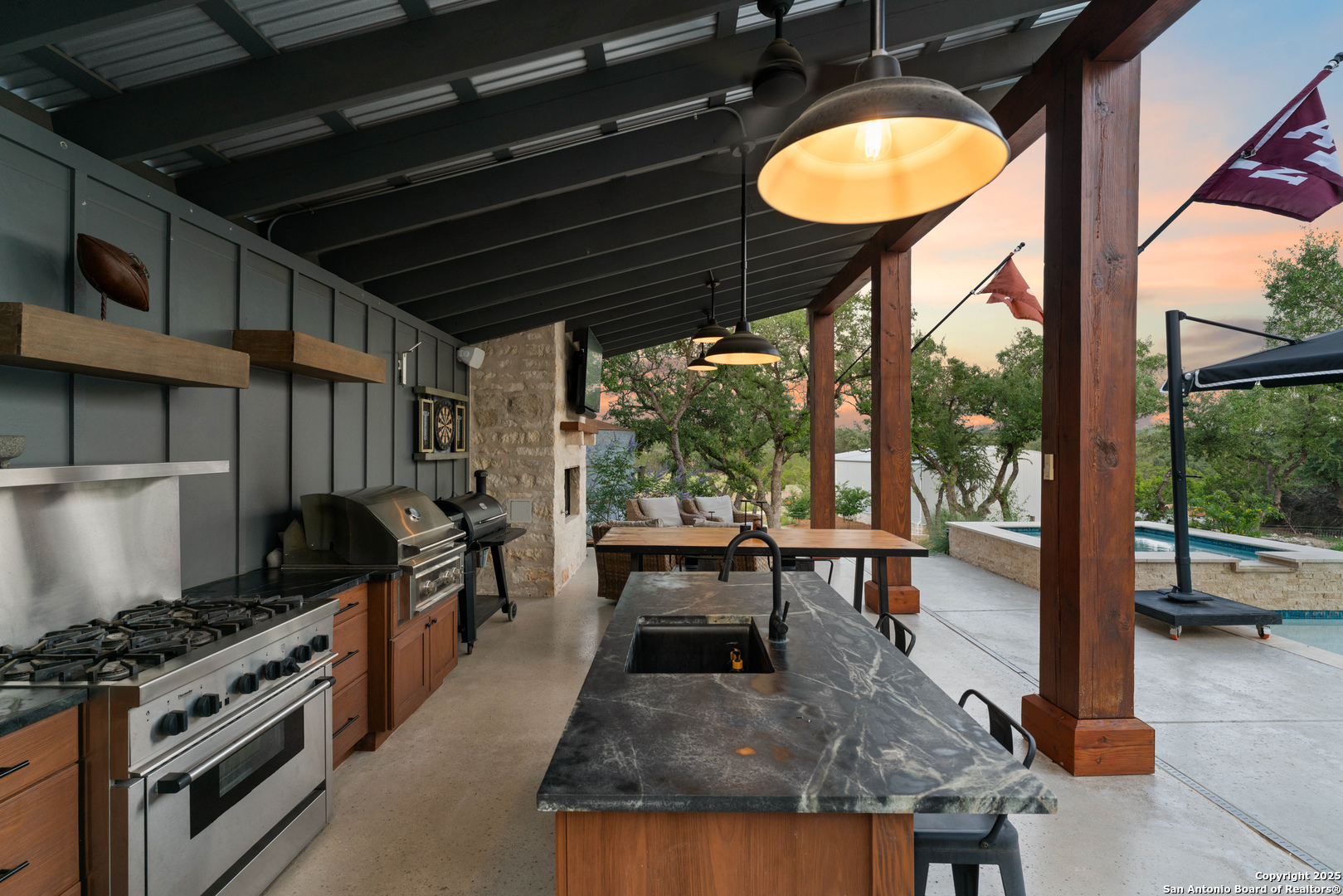 1257 ADYSON RIDGE DR, Bulverde, TX 78163