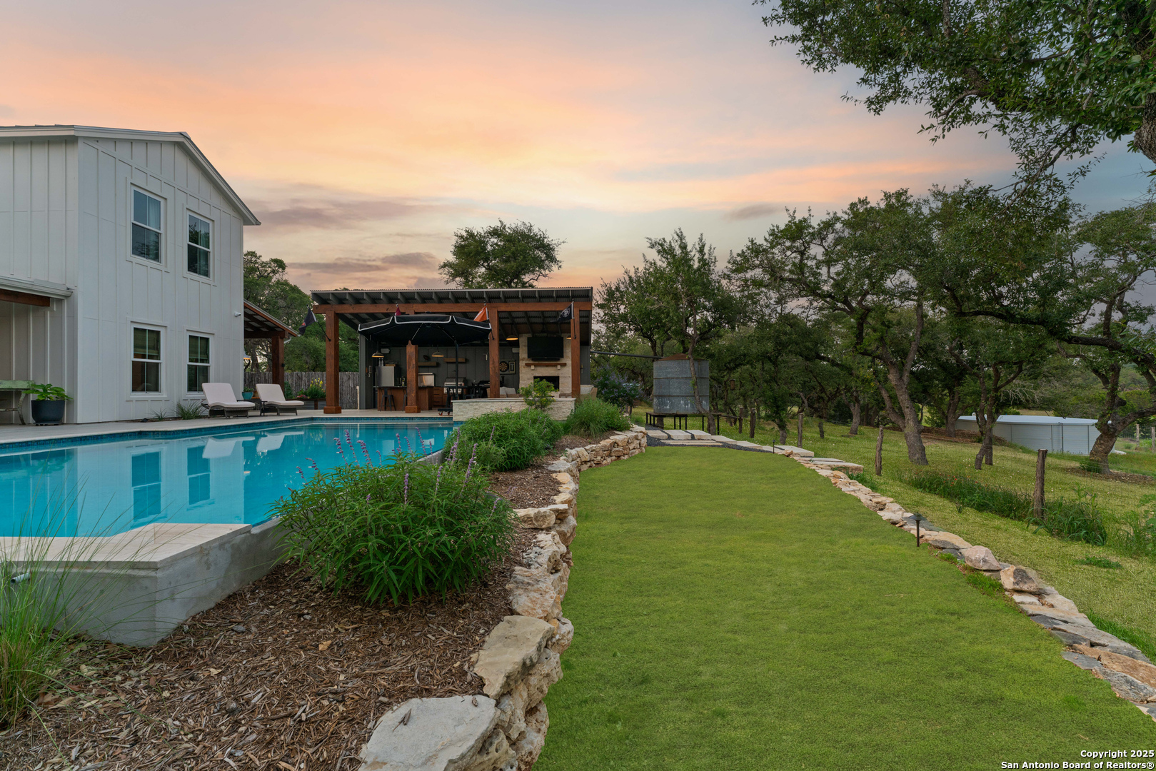 1257 ADYSON RIDGE DR, Bulverde, TX 78163