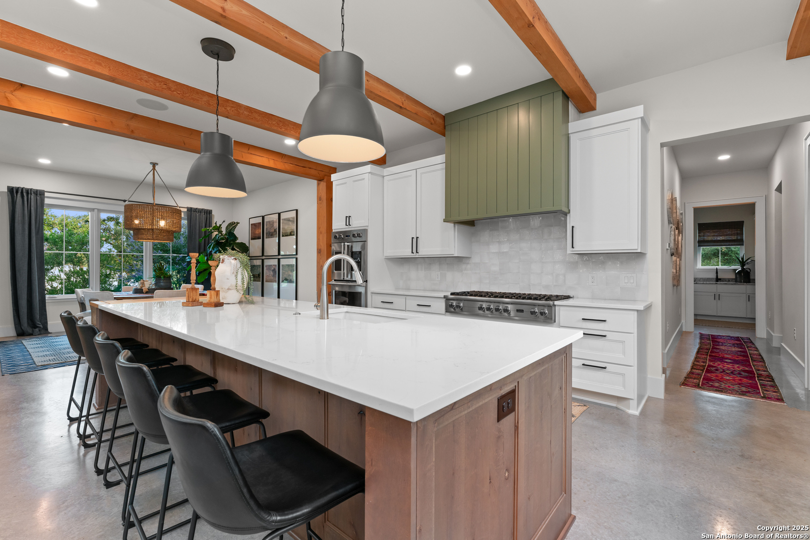 1257 ADYSON RIDGE DR, Bulverde, TX 78163