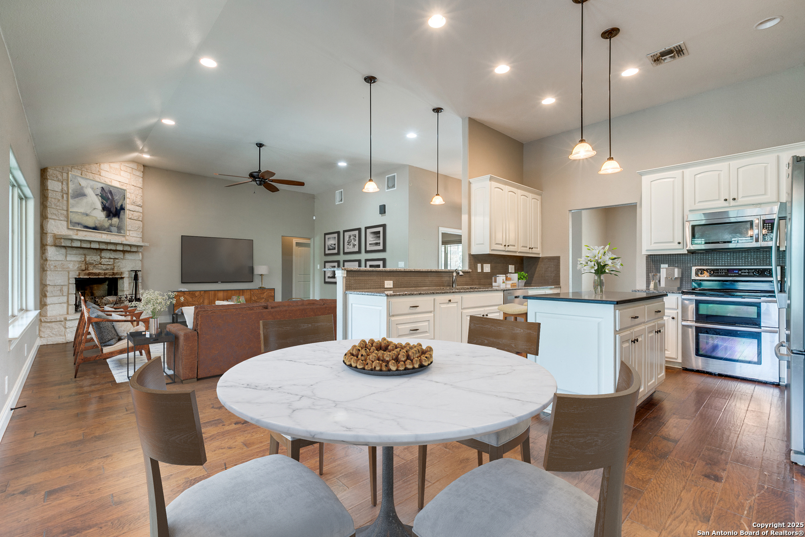 This image has been virtually staged