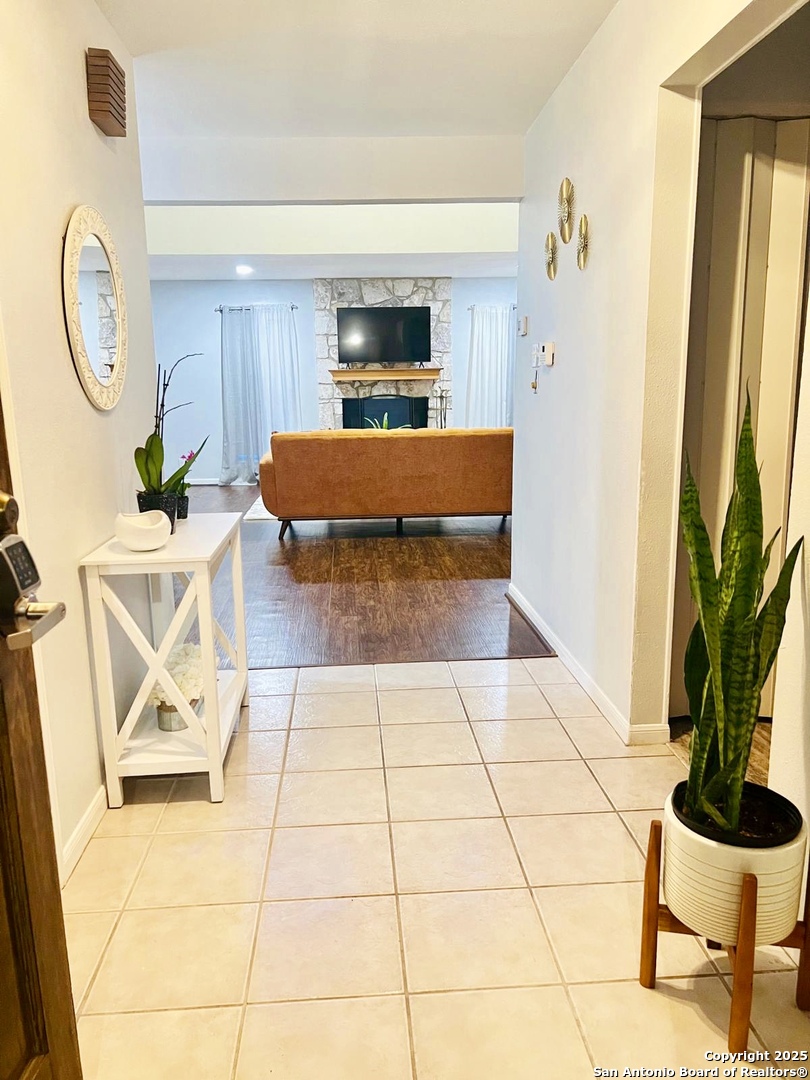 701 Thetford, San Antonio, TX 78254