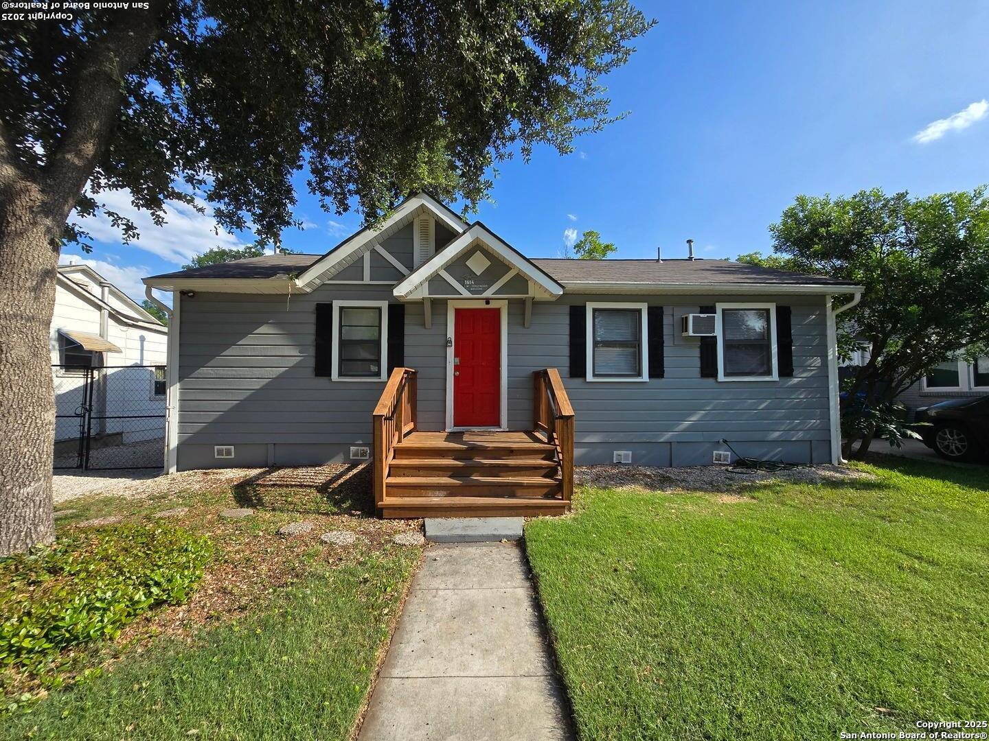 1614 Hollywood Ave Listing Cover Image