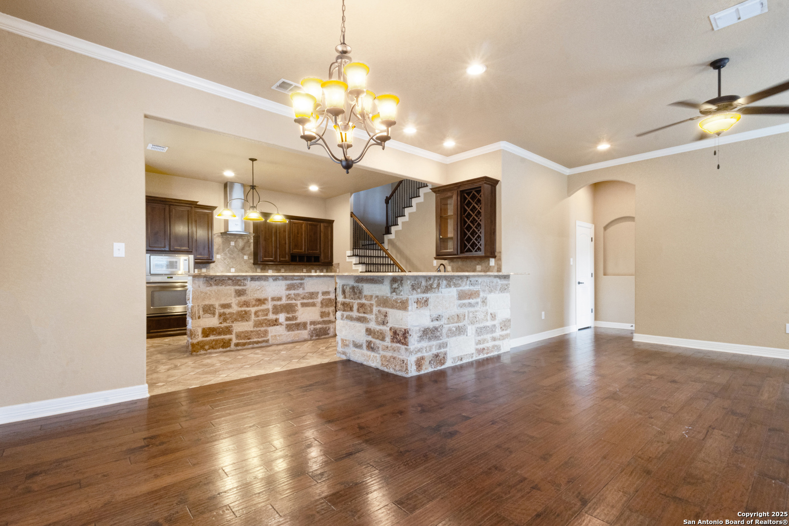 5921 Whitby 101,San Antonio, TX 78240