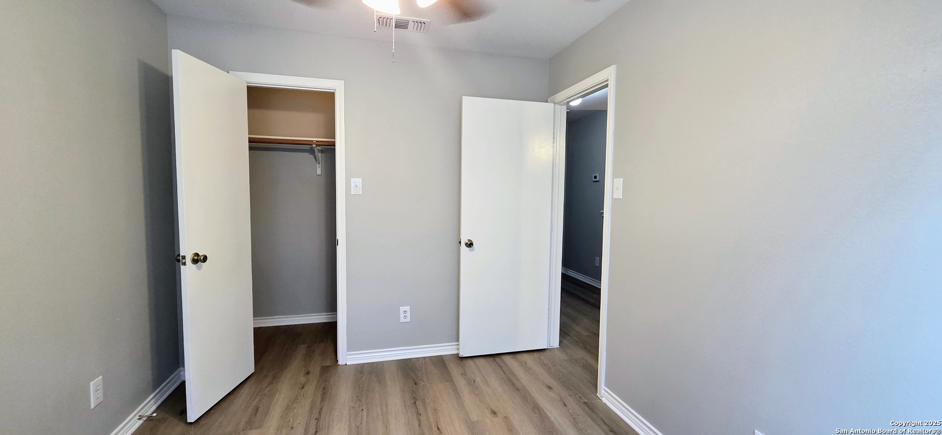 7814 Kingsbury Wood, #2, San Antonio, TX 78240