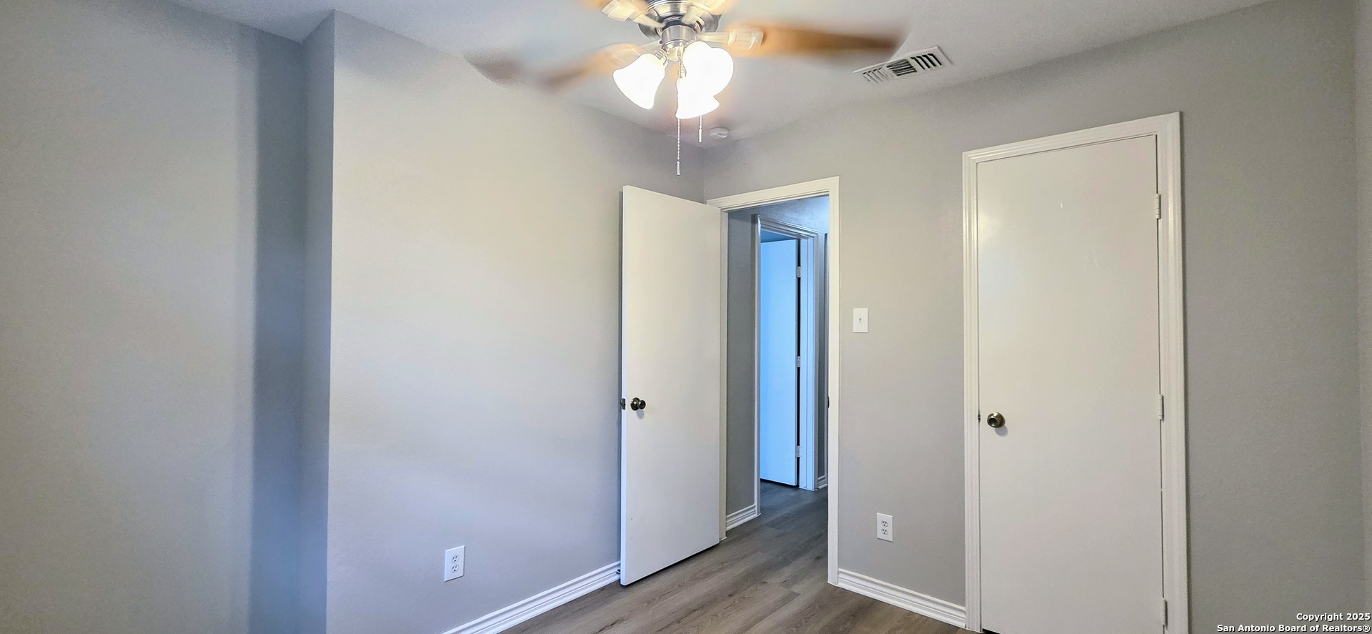 7814 Kingsbury Wood, #2, San Antonio, TX 78240