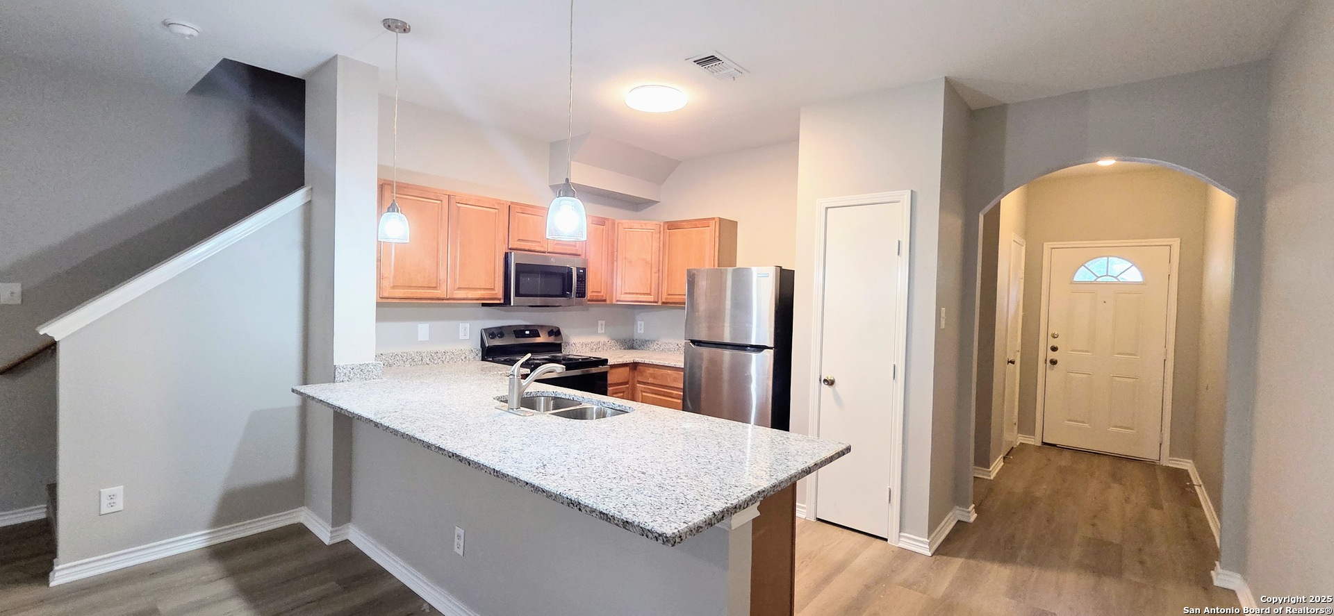 7814 Kingsbury Wood, #2, San Antonio, TX 78240