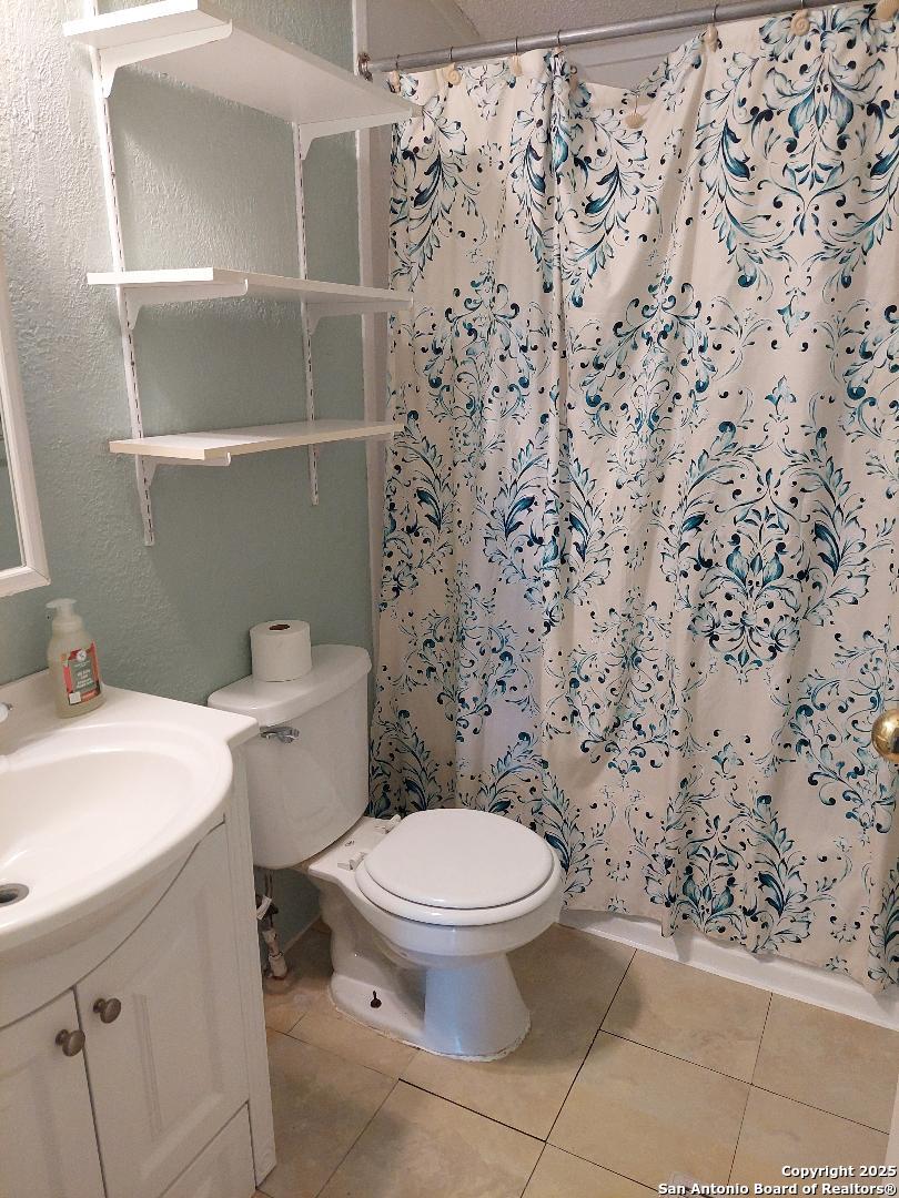 Main Bathroom