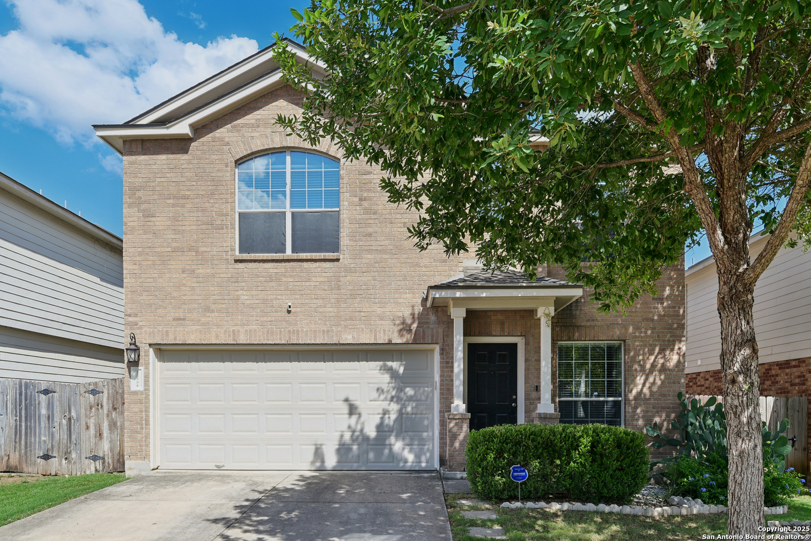 Photo 1 of Single family home for sale at 11006 Gilpin Cyn, Helotes, TX 78023 | MLS# 1876796 | Listing updated on 2025-09-29