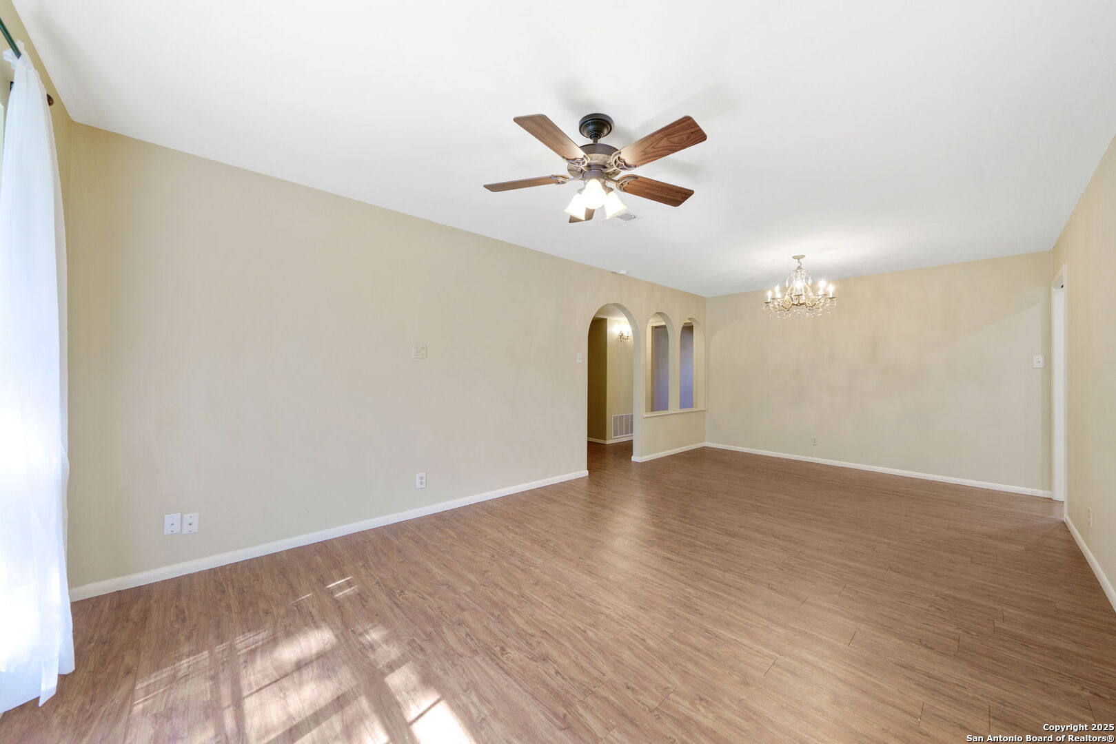 5422 Plantation Dr, San Antonio, TX 78230