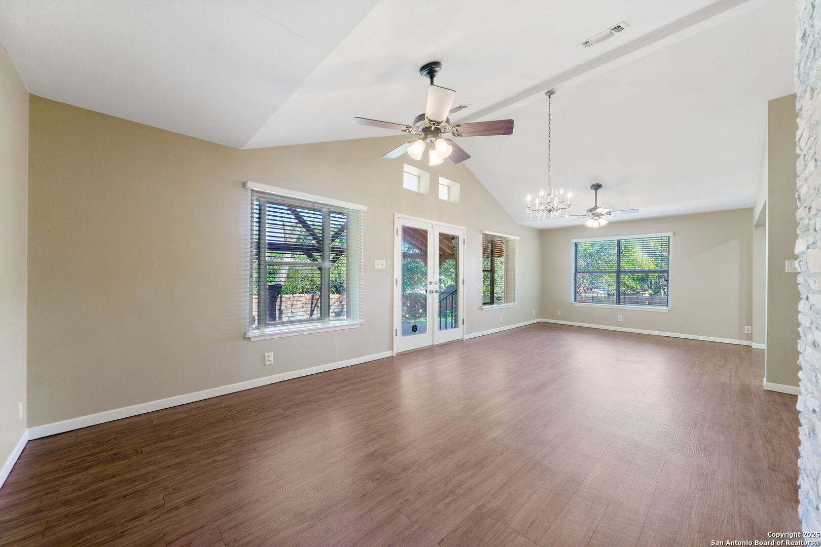 5422 Plantation Dr, San Antonio, TX 78230