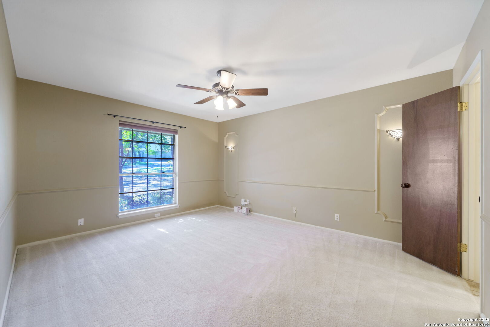 5422 Plantation Dr, San Antonio, TX 78230
