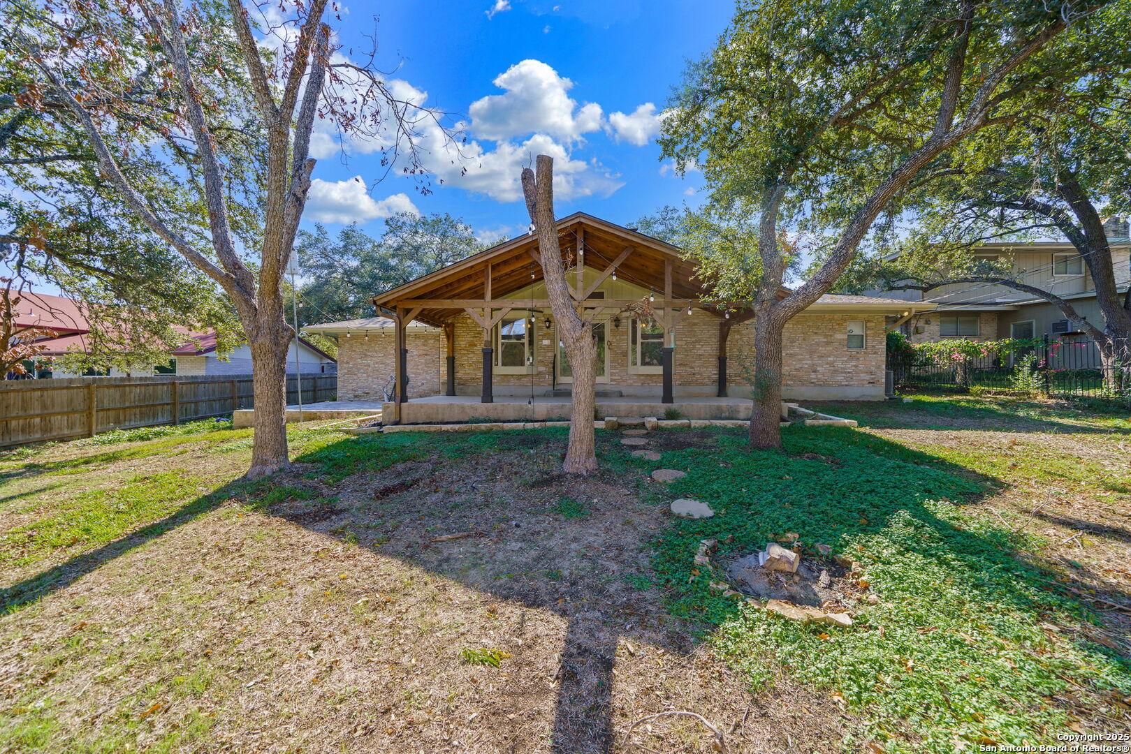 5422 Plantation Dr, San Antonio, TX 78230