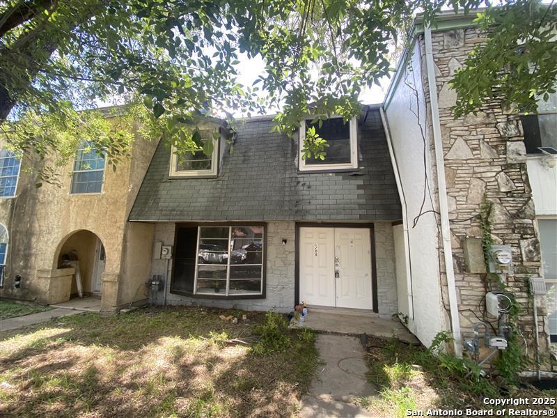 1208 Churing Dr Listing Cover Image