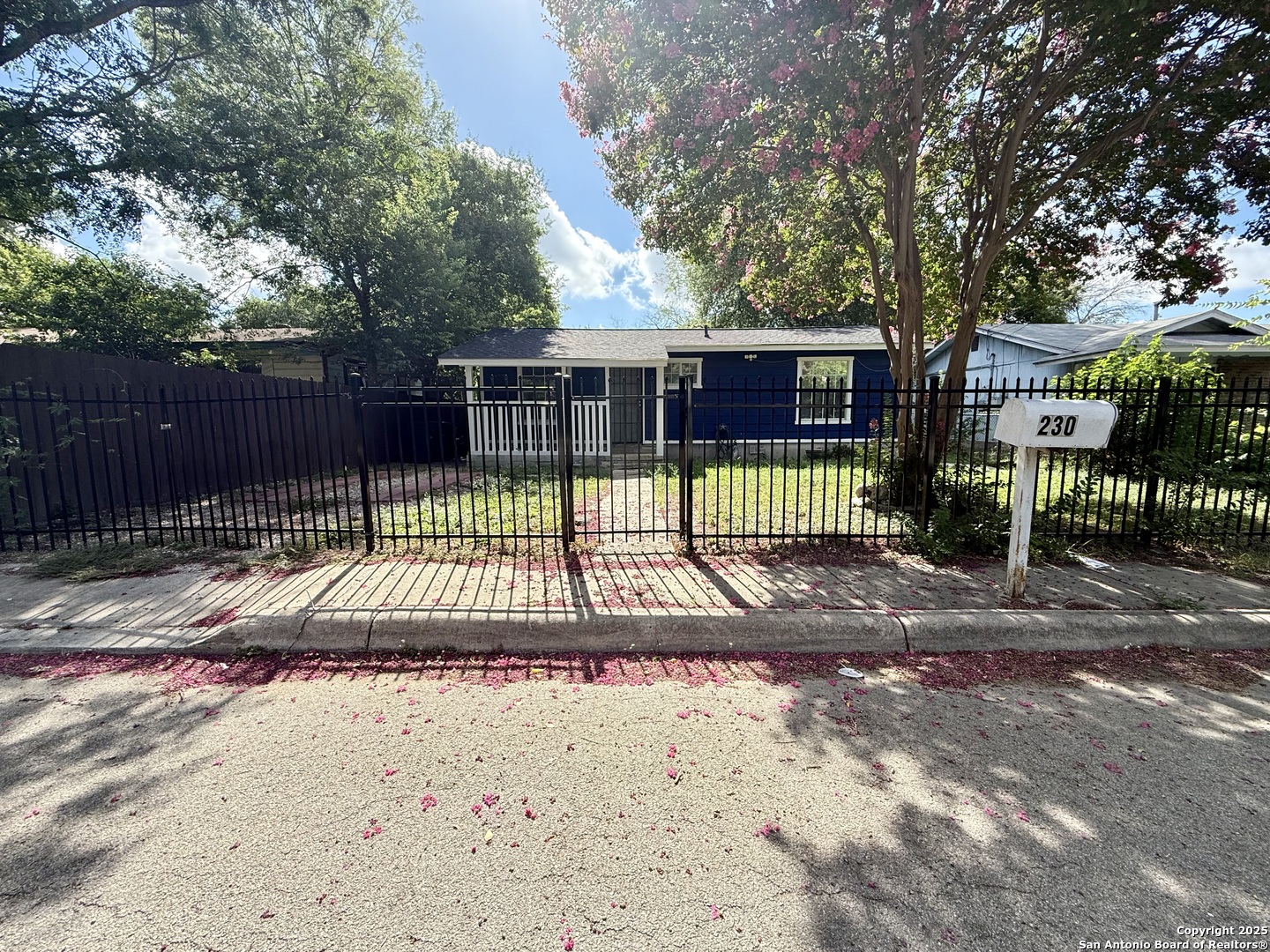 230 San Gabriel Ave Listing Cover Image