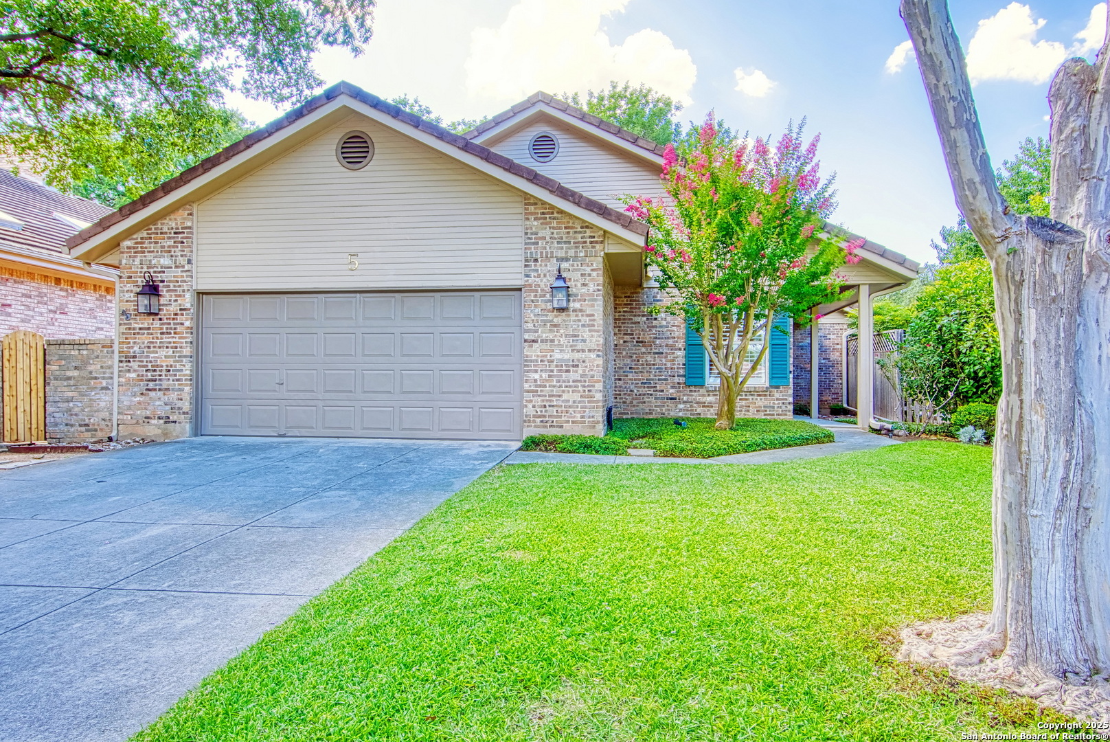 Homes for sale in San Antonio, TX | 5 Bridlington, San Antonio, TX 78218 | MLS# 1879853