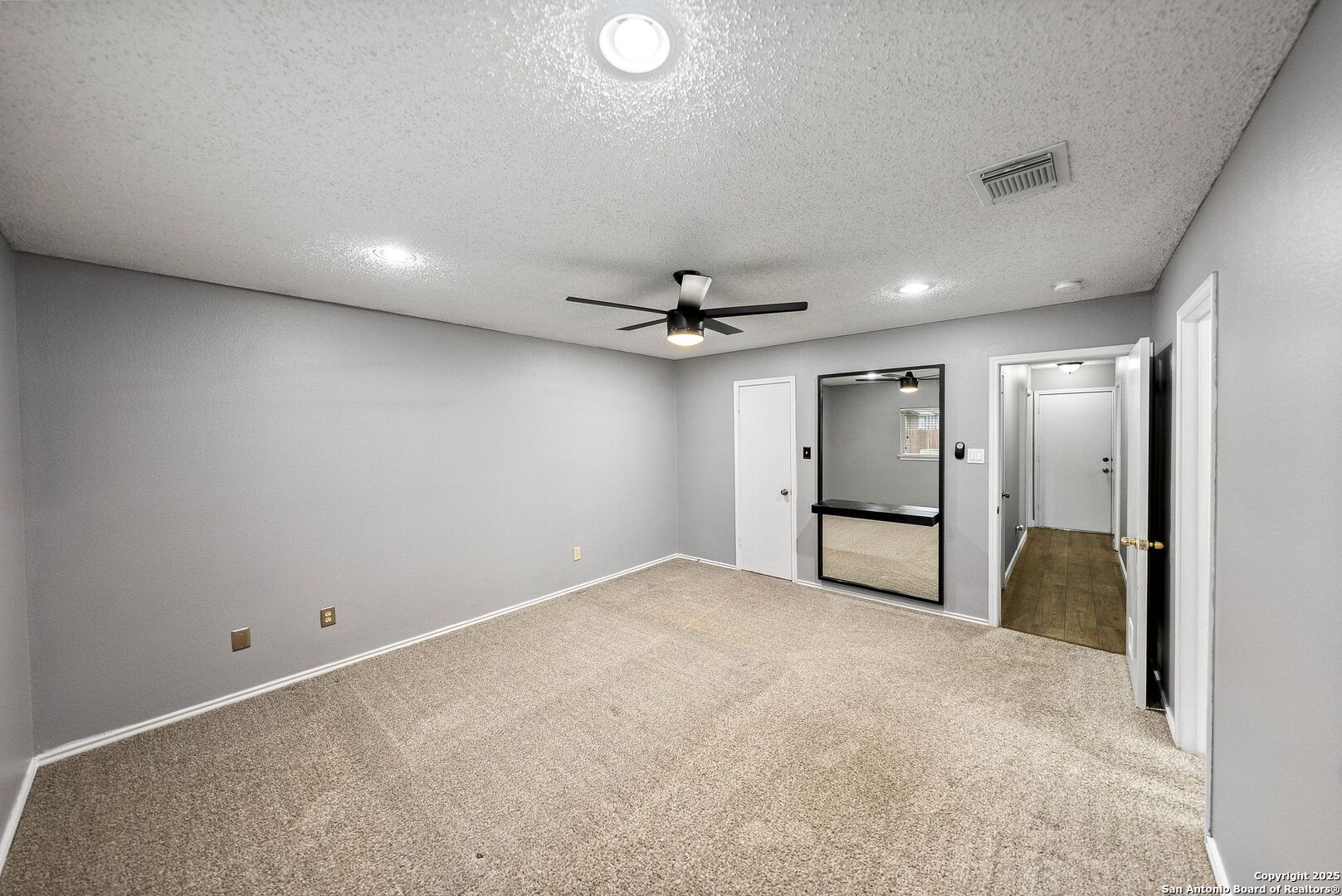 4703 Cypress Mill,San Antonio, TX 78247