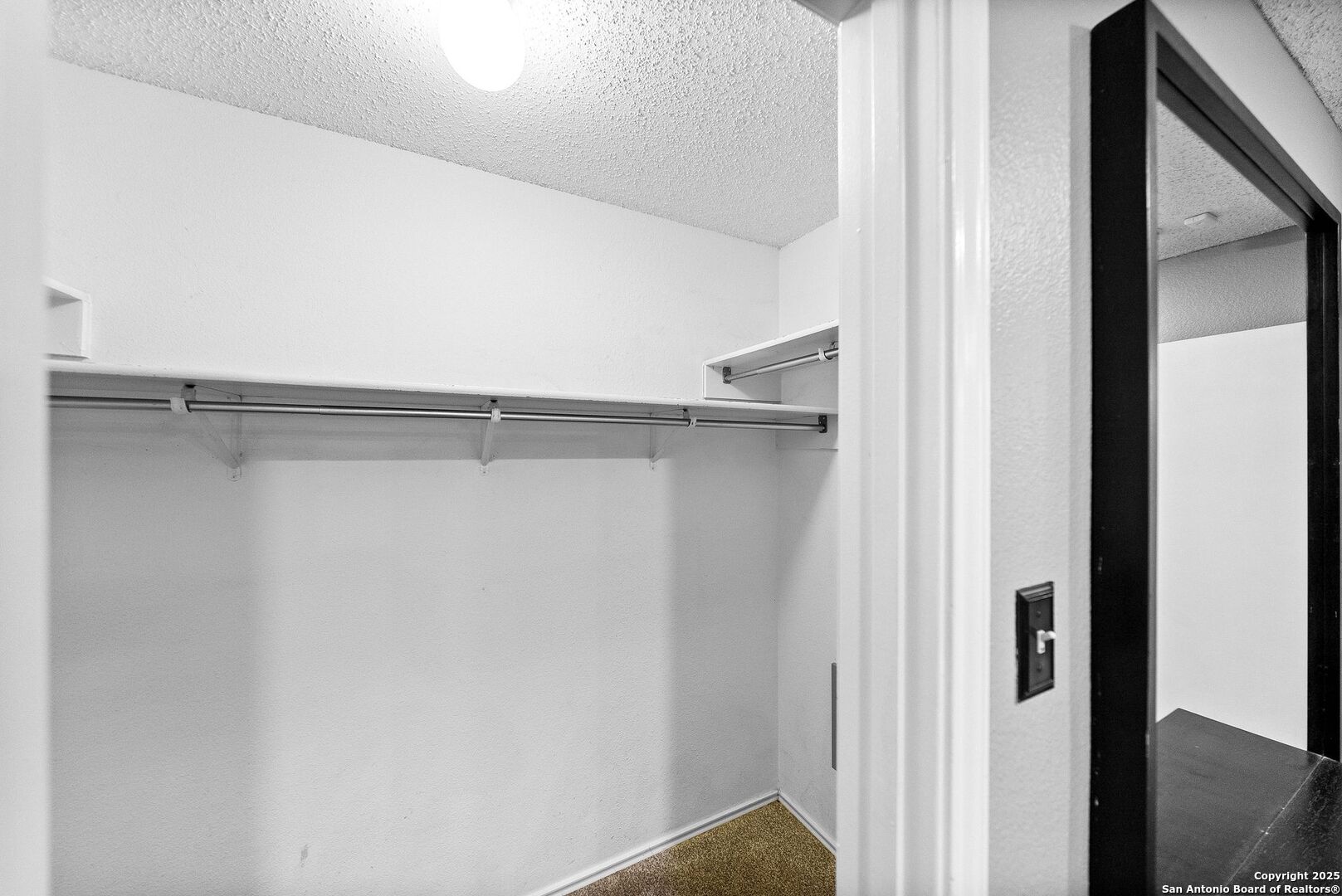 4703 Cypress Mill,San Antonio, TX 78247