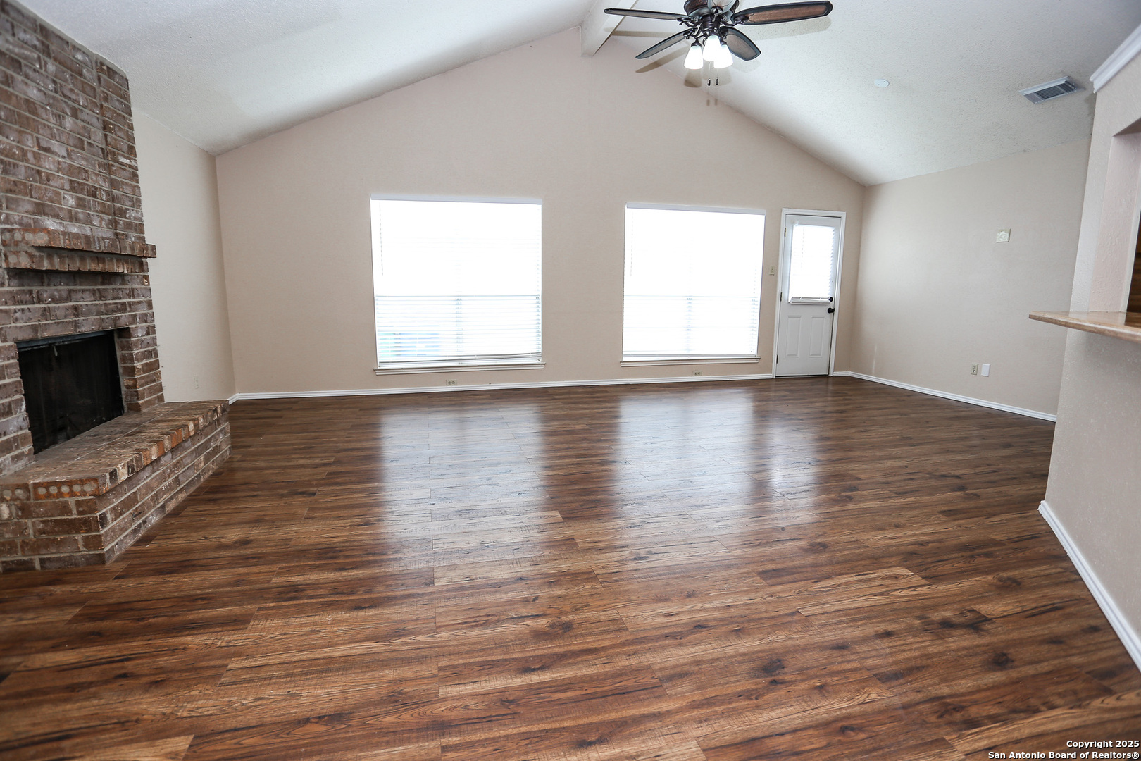 9515 WOODLAND HLS, San Antonio, TX 78250